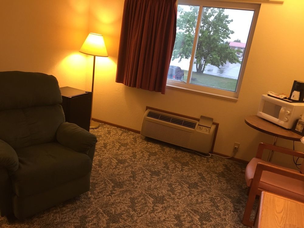 Super 8 By Wyndham Escanaba Esterno foto